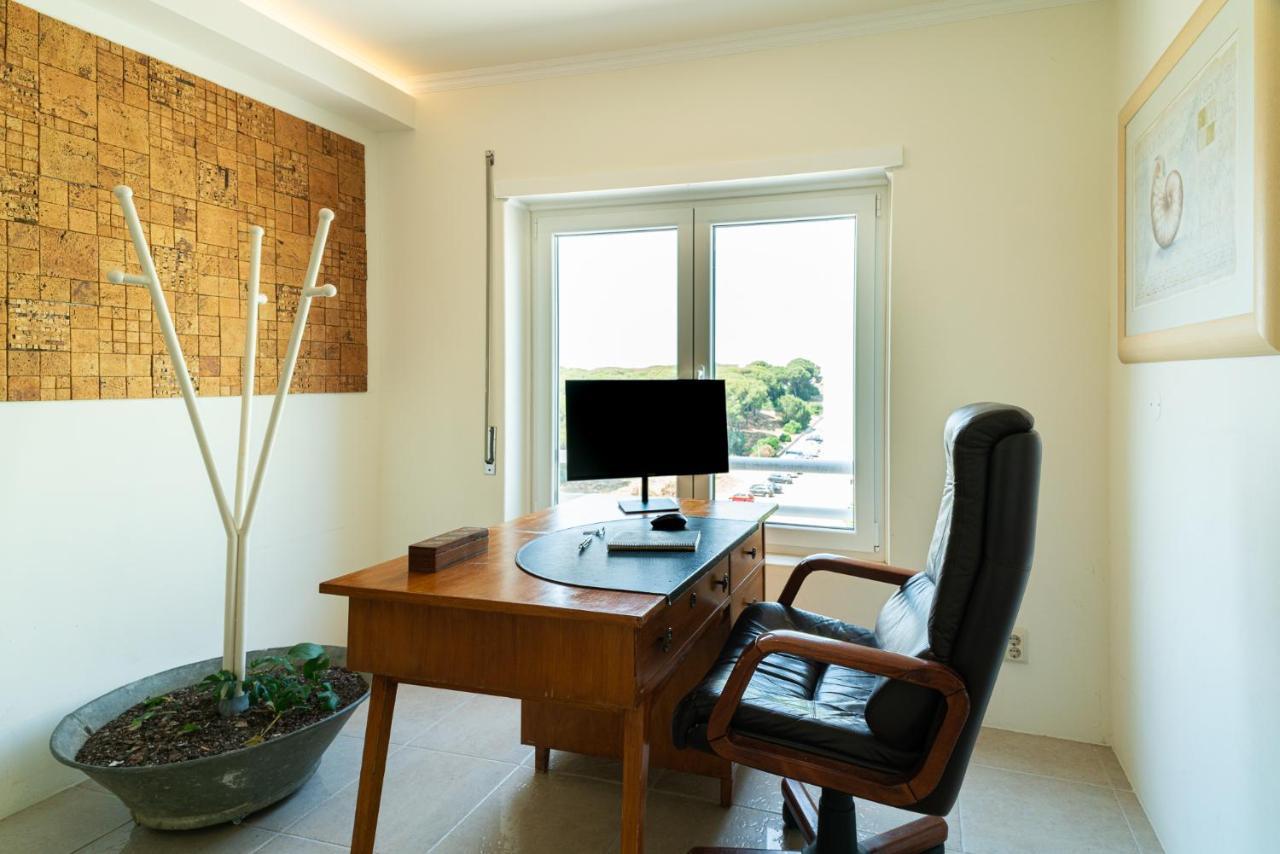 Family Comfort House Seixal  Bagian luar foto